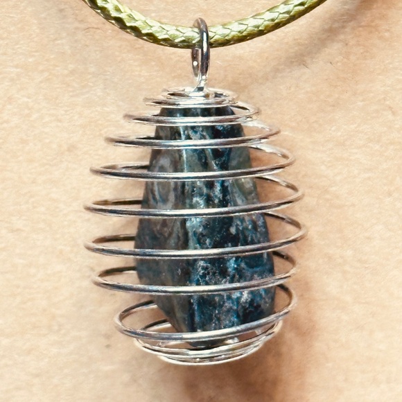 925 Sterling Silver Plated & Kambamba Stone/Crystal Spiral Wire Wrapped Cage New - Picture 4 of 9